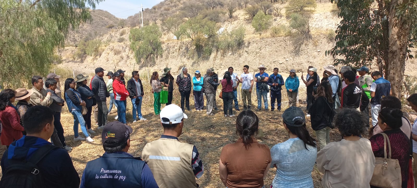 Construimos un enfoque diálogico para abordar el acceso a la tierra y territorio de las mujeres en Sudamérica